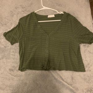 Cropped army grey shirt